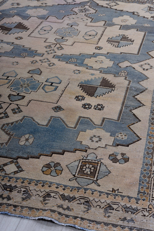 Vintage Meshkin Area Rug (6' x 9')
